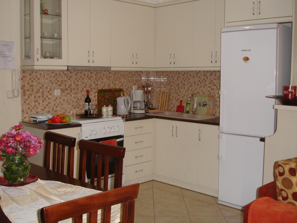 Kuri Apartments Sarande Bagian luar foto
